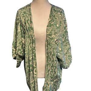 Miley + Molly Green White Indie Floral Open Coverup  Boho Resort Large Kimono
